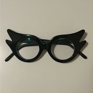 Falov Black by Polette Eyewear round eyelash frames/glasses. Avant Garde shape.